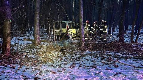 Skutki wypadku w Przysieku po spotkaniu z dzikiem. / Fot. PSP Toruń