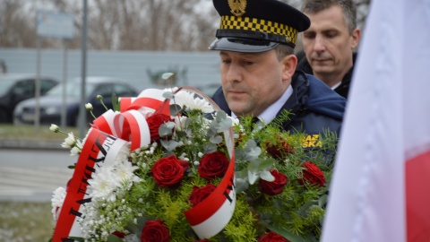 Włocławskie uroczystości odbyły się przy Pomniku Kujawskich Cichociemnych przy ul. Okrzei. / Fot. Grzegorz Adamczewski KSW Włocławek