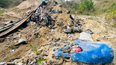 CBŚP zatrzymało osoby działające w ramach tzw. „Mafii śmieciowej”/fot. CBŚP