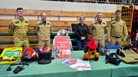 Targi pracy zorganizowano w tucholskim Centrum Sportu. / Fot. Marcin Doliński