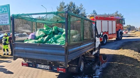 Spalony bus w miejscowości Skępe na DK 10/fot. KP PSP Lipno