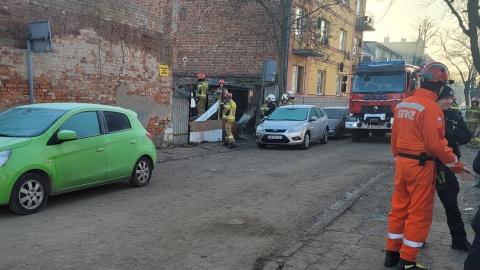 Akcja przy ul. Chmielnej we Włocławku/fot. KM PSP Włocławek/Facebook