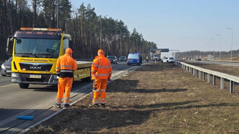 Zderzenie osobówek na S5 w Tryszczynie/fot. Facebook/Heron15 Pomoc Drogowa