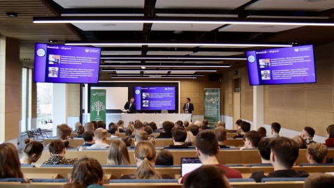 Uniwersytet Przyrodniczy w Poznaniu oraz Wojskowe Zakłady Lotnicze nr 2 nawiązały współpracę w obszarze technologii bezzałogowych. / Fot. FB Uniwerystet Przyrodniczy w Poznaniu