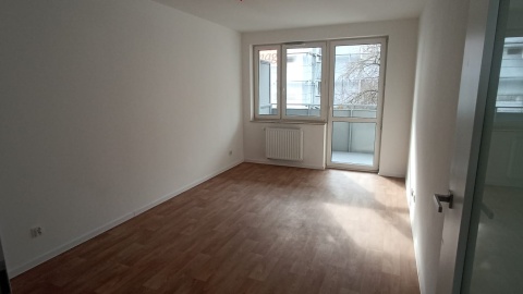 Kolejny nowy blok przy ul. Batorego w Toruniu wkrótce będzie zasiedlony/fot. Monika Kaczyńska