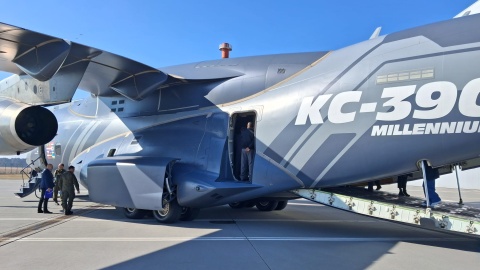 Prezentacja samolotu transportowego Embraer KC-390 Millennium w Bydgoszczy/fot. Agata Raczek