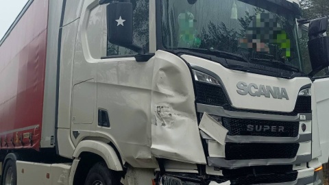 Zderzenie osobówki z ciężarówką na DK15 w powiecie toruńskim/fot. Facebook/KM PSP Toruń