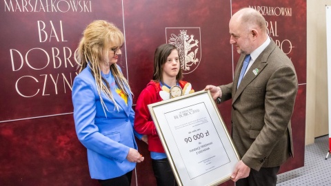 735 tysięcy złotych - tyle zebrano podczas tegorocznej, 14. edycji Marszałkowskiego Balu Dobroczynnego w Toruniu/fot. Andrzej Goiński