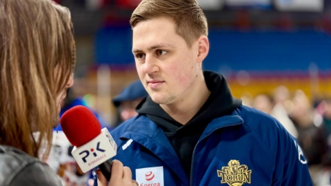 Hokeiści KH Energii Toruń po raz ostatni w tym sezonie spotkali się ze swoimi kibicami na lodowisku Tor-Tor/fot. Izabela Langner