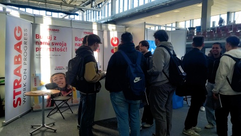 Ponad 60 firm i instytucji z różnych branż prezentowało swoją ofertę na Targach Pracy i Kariery Your Future 2026 na Politechnice Bydgoskiej/fot. Tatiana Adonis