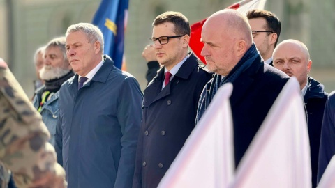 Wydarzenia sprzed 45 lat upamiętniono dzisiaj pod Urzędem Wojewódzkim w Bydgoszczy/Fot. Izabela Langner