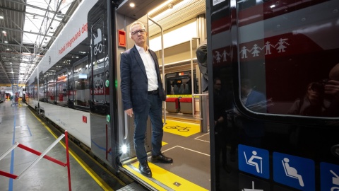 Setny pociąg serii 847 wyprodukowany w Pesie dla Kolei Czeskich we wtorek w Bydgoszczy został przekazany odbiorcy/fot. Tytus Żmijewski