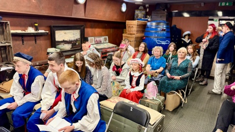 Konkurs „Czy się odważę mówić w gwarze?” na barce Lemara/fot. Izabela Langner