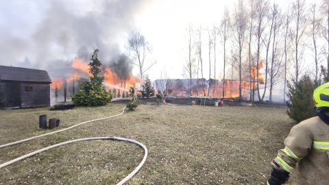 Pożaru hali produkcyjnej pianki poliuretanowej w Chełmnie/fot. PSP Chełmno
