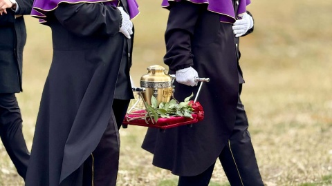 Dziś odbył się pogrzeb Janusza Ratajczaka. Ceniony tenor zginął tydzień temu w wypadku na DK 10 w Przyłubiu/Fot. PR PiK