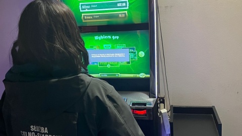 Kujawsko-pomorska Krajowa Administracja Skarbowa (KAS) zlikwidowała dwa punkty, w których organizowane były nielegalne gry hazardowe/fot. K-P KAS