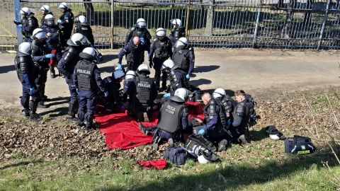 Bydgoscy policjanci zorganizowali praktyczne szkolenie na terenie Stadionu Miejskiego przy ul. Sportowej 2 w Bydgoszczy/Fot. KWP w Bydgoszczy