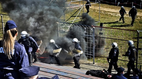 Bydgoscy policjanci zorganizowali praktyczne szkolenie na terenie Stadionu Miejskiego przy ul. Sportowej 2 w Bydgoszczy/Fot. KWP w Bydgoszczy
