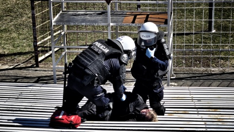 Bydgoscy policjanci zorganizowali praktyczne szkolenie na terenie Stadionu Miejskiego przy ul. Sportowej 2 w Bydgoszczy/Fot. KWP w Bydgoszczy