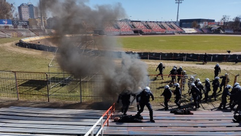 Bydgoscy policjanci zorganizowali praktyczne szkolenie na terenie Stadionu Miejskiego przy ul. Sportowej 2 w Bydgoszczy/Fot. KWP w Bydgoszczy