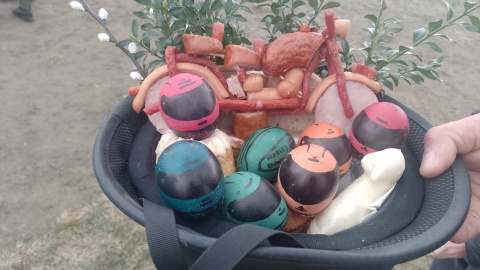 Dzisiaj Wielka Sobota, czyli czas święcenia pokarmów, które ustawimy się na stołach wielkanocnych/Fot. Michał Zaręba