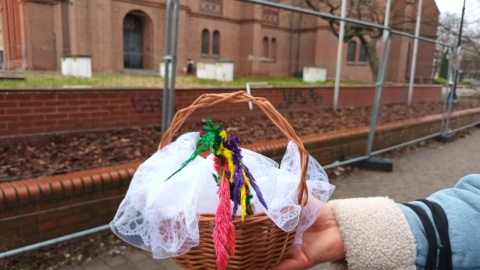 Dzisiaj Wielka Sobota, czyli czas święcenia pokarmów, które ustawimy się na stołach wielkanocnych/Fot. Monika Siwak