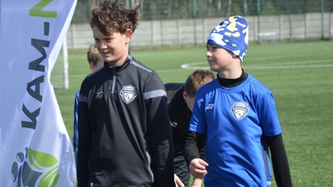 Turniej był okazją dla młodych adeptów na piłkarską rywalizację/fot. Patryk Głowacki