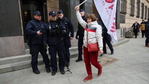 Pikieta przed siedzibą Kancelarii Prezydenta RP w Warszawie/fot. Rafał Guz/PAP