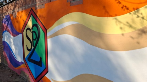 Malowidło jest poświęcone patronowi Szkoły Podstawowej nr 2 w Świeciu/Fot. Marcin Doliński