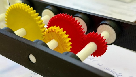 Prace nagrodzone w konkursie drukowania różnych form w 3D/fot. Izabela Langner