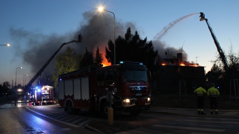 Działania strażaków trwają/fot. KM PSP Bydgoszcz
