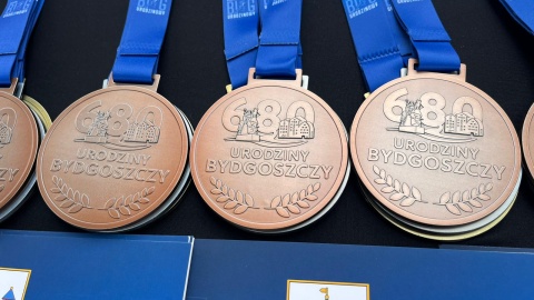 Każdy z uczestników mógł liczyć na pamiątkowy medal. / Fot. Patryk Głowacki