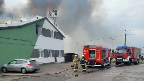 Pożar hali produkcyjnej w Dziardonicach w powiecie włocławskim/fot. PSP Włocławek