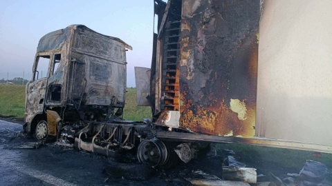 Pożar ciężarówki na autostradzie A1/fot. OSP Kamionki Duże