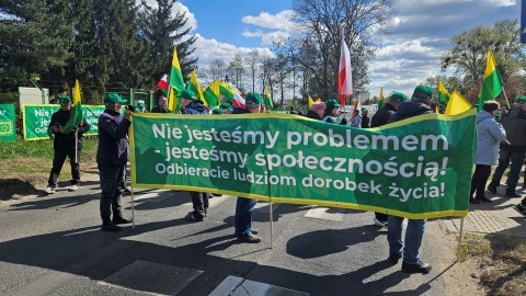 Działkowcy przez dwie godziny blokowali przejście dla pieszych przy ulicy Bukowej/fot. Adriana Andrzejewska-Kuras
