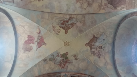 Zabytkowy klasztor oo. Karmelitów w Trutowie w gminie Kikół (powiat lipnowski) jest położony w pobliżu drogi krajowej nr 10/Fot. Michał Zaręba