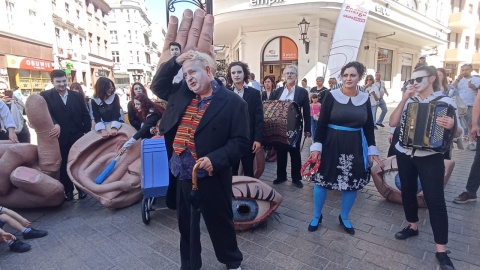 Toruńska Starówka doskonale weszła w rolę wielkiej sceny teatralnej. A to za sprawą Festiwalu Energa Teatry Uliczne/Fot. Monika Kaczyńska