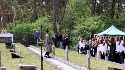 Bydgoszczanie oddali hołd ofiarom niemieckiego obozu wysiedleńczego w Smukale/Fot. Tatiana Adonis