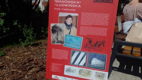 Park kieszonkowy poświęcony Małgorzacie Iwanowskiej-Ludwińskiej otwarto w Toruniu. Zakopano też kapsułę pamięci/fot. Michał Zaręba
