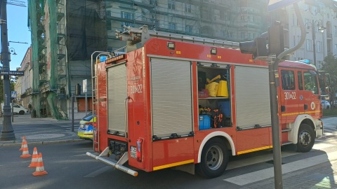 Kolizja samochodu czyszczącego ProNatury na Al. Mickiewicza w Bydgoszczy/fot. Katarzyna Bogucka