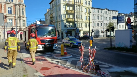 Kolizja samochodu czyszczącego ProNatury na Al. Mickiewicza w Bydgoszczy/fot. Katarzyna Bogucka