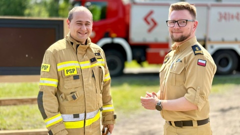 Strażacy podczas ćwiczeń, które doskonalą ich umiejętności ratowania życia. / Fot. Izabela Langner