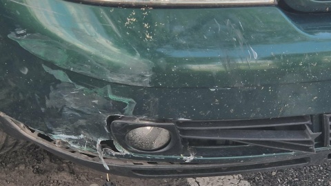 Jak przekazują strażacy z ochotniczej Straży Pożarnej w Strzelnie, rowerzystkę potrącił kierowca samochodu osobowego/ Fot. OSP Strzelno