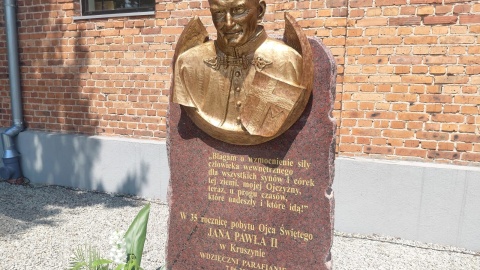 Pamiątkowy medalion/fot. Radosław Jagieła