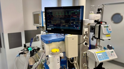 Collegium Medicum UMK w Bydgoszczy pochwaliło się inwestycjami, które mogło zrealizować dzięki pieniądzom z Krajowego Planu Odbudowy. Do uczelni trafiło prawie 112 mln zł/fot. Izabela Langner