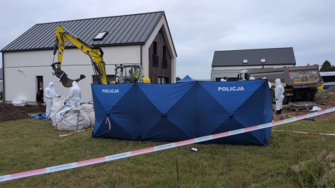 Działania służb na miejscu znalezienia ludzkich szczątków/fot. KMP w Rzeszowie