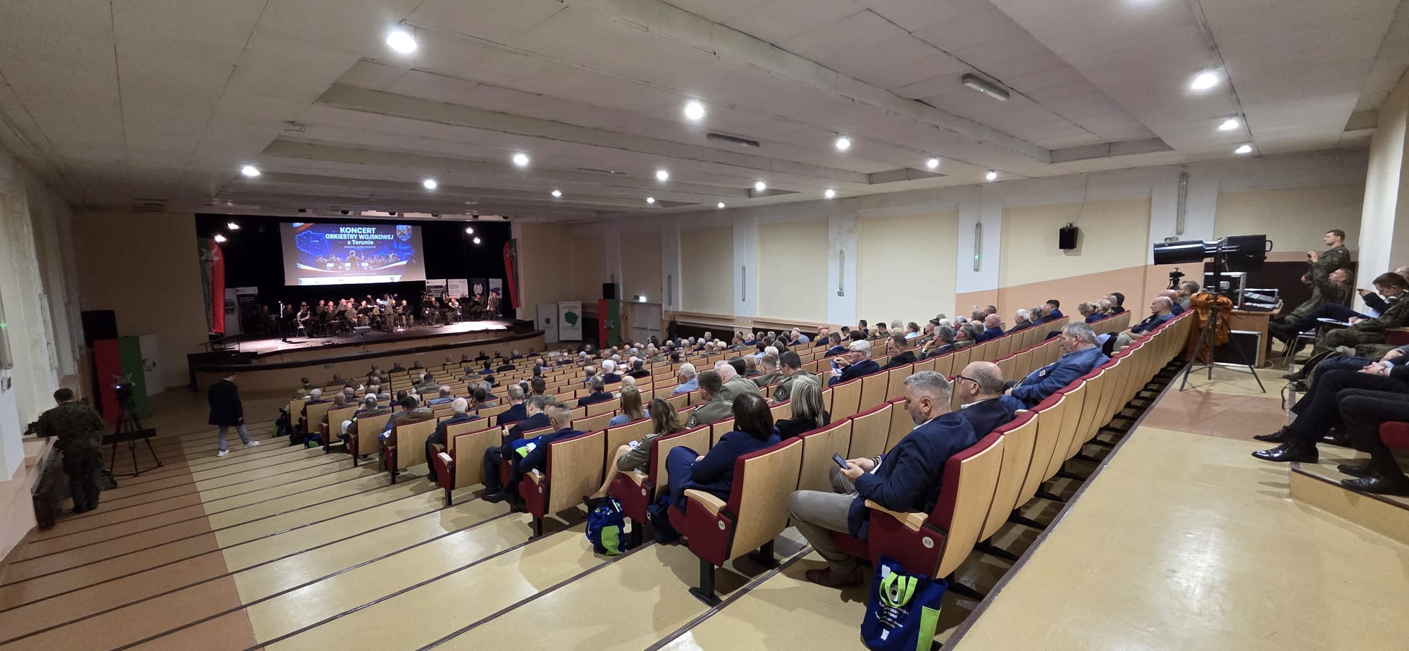 To, z czego korzystamy na co dzień, po modyfikacjach sprawdza się w wojsku - i odwrotnie