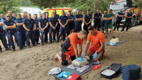 Policjanci z regionu ćwiczyli ratowanie tonących/fot. Policja Kujawsko-Pomorska