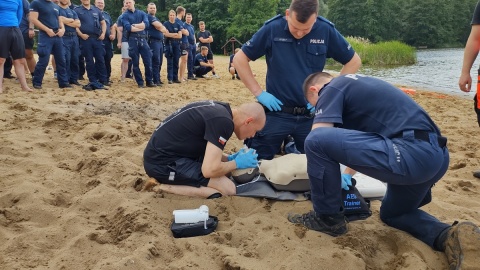 Policjanci z regionu ćwiczyli ratowanie tonących/fot. Policja Kujawsko-Pomorska