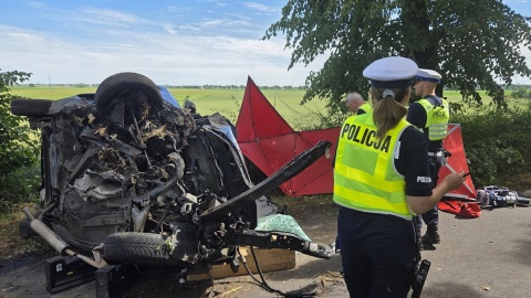 Nie żyją dwie kobiety, które jechały osobówką w miejscowości Dąbie Kujawskie/fot. policja